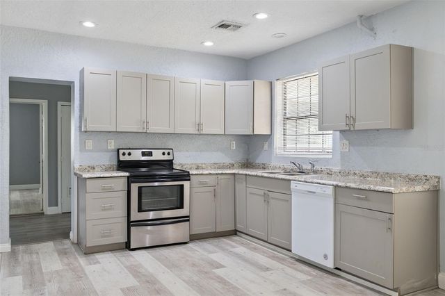 110 E LAUREN COURT, Fern Park, FL 32730