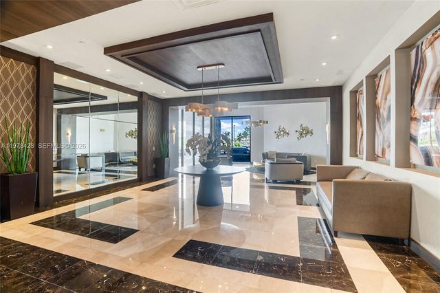 20515 E Country Club Dr 849, Aventura, FL 33180