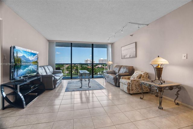 20515 E Country Club Dr 849, Aventura, FL 33180