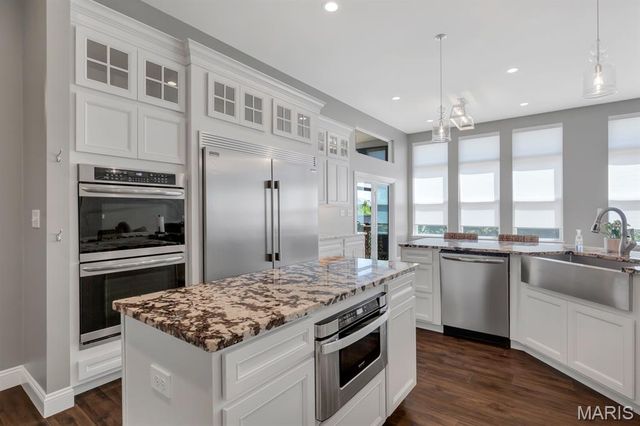 401 Hamlet Court, O'fallon, MO 63367