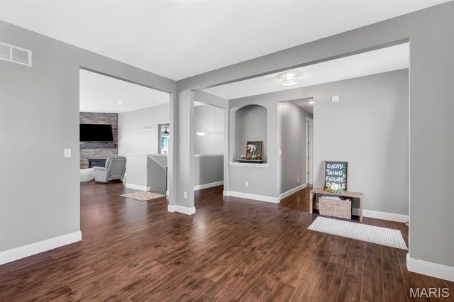 401 Hamlet Court, O'fallon, MO 63367