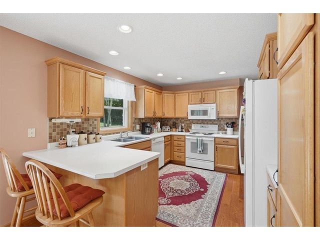 733 220th Street, Osceola, WI 54020