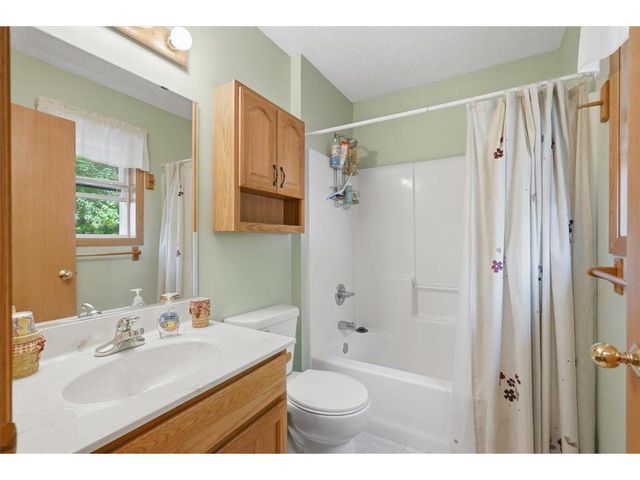 733 220th Street, Osceola, WI 54020