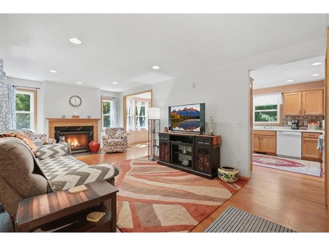 733 220th Street, Osceola, WI 54020