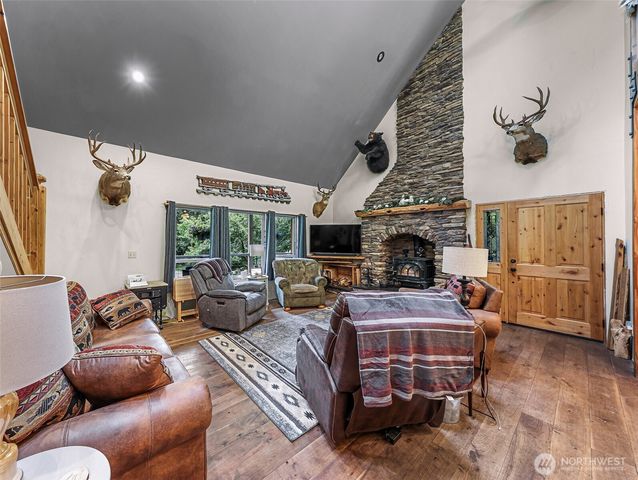 3378 Deer Trails Lane, Bow, WA 98232