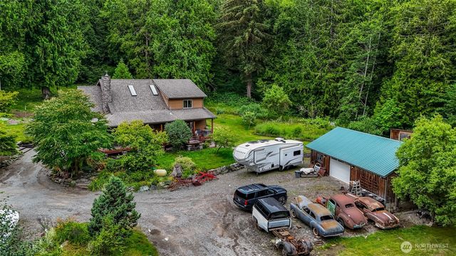 3378 Deer Trails Lane, Bow, WA 98232