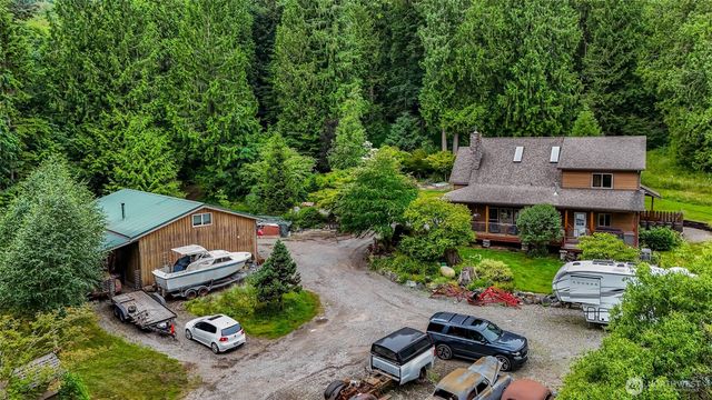 3378 Deer Trails Lane, Bow, WA 98232