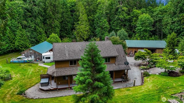 3378 Deer Trails Lane, Bow, WA 98232