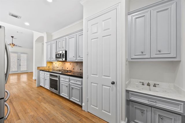 2305 Huntington Drive, Pasadena, TX 77506