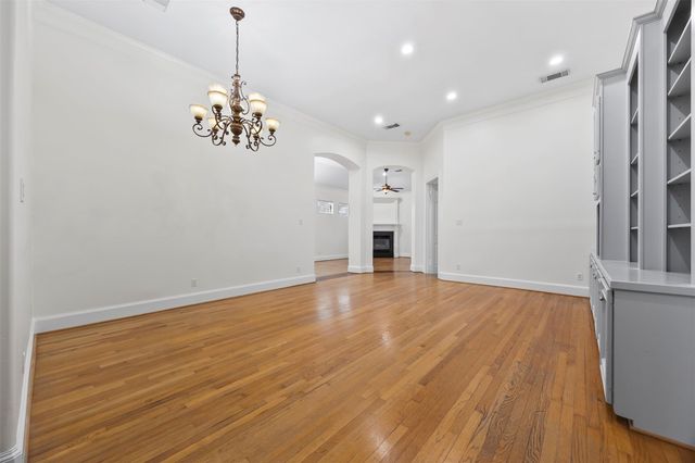 2305 Huntington Drive, Pasadena, TX 77506