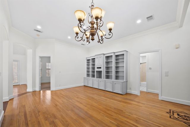 2305 Huntington Drive, Pasadena, TX 77506