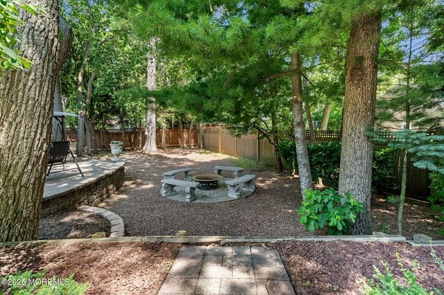 1 Cambridge Drive 1, Jackson, NJ 08527