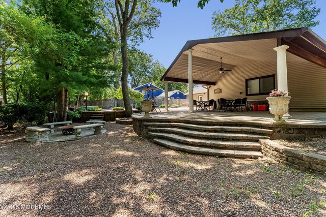 1 Cambridge Drive 1, Jackson, NJ 08527