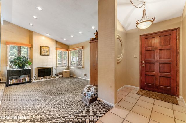 1 Cambridge Drive 1, Jackson, NJ 08527