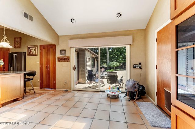 1 Cambridge Drive 1, Jackson, NJ 08527
