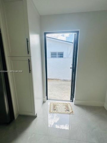 11870 SW 5th 1, Miami, FL 33184
