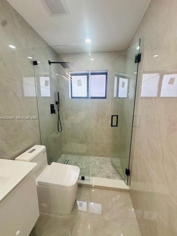 11870 SW 5th 1, Miami, FL 33184