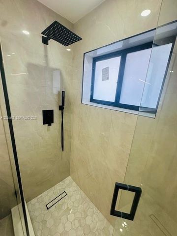 11870 SW 5th 1, Miami, FL 33184