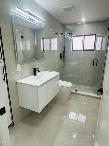 11870 SW 5th 1, Miami, FL 33184