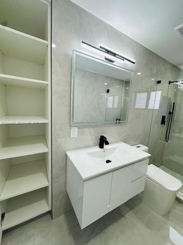 11870 SW 5th 1, Miami, FL 33184