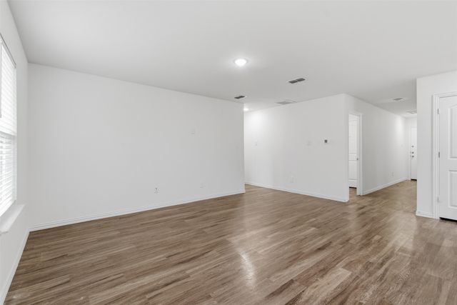 104 Holiday Drive, Gun Barrel City, TX 75156