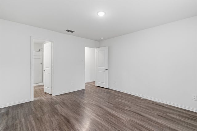 104 Holiday Drive, Gun Barrel City, TX 75156