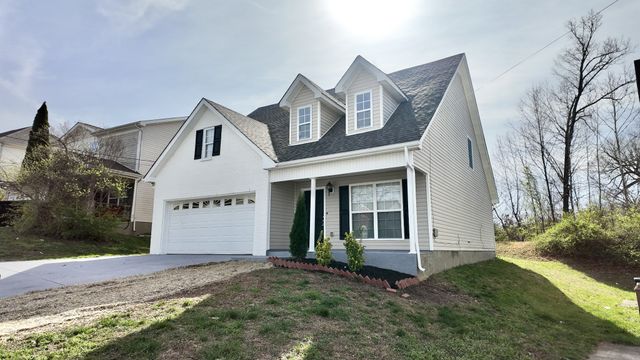 3301 Clapham Rd, Antioch, TN 37013