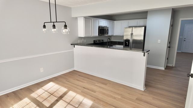 3301 Clapham Rd, Antioch, TN 37013