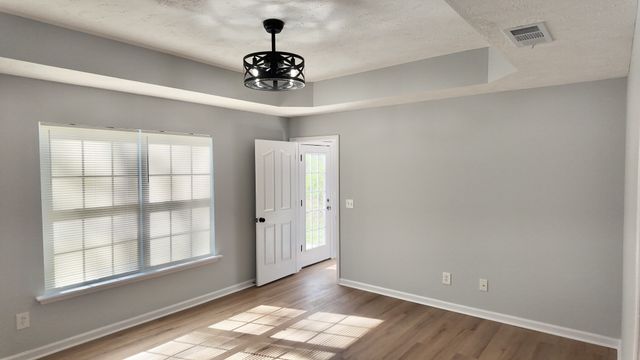 3301 Clapham Rd, Antioch, TN 37013