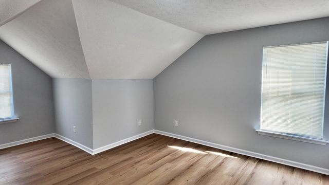 3301 Clapham Rd, Antioch, TN 37013