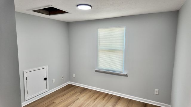 3301 Clapham Rd, Antioch, TN 37013