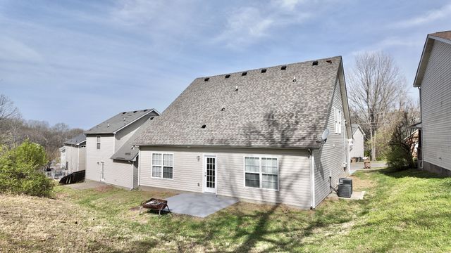 3301 Clapham Rd, Antioch, TN 37013