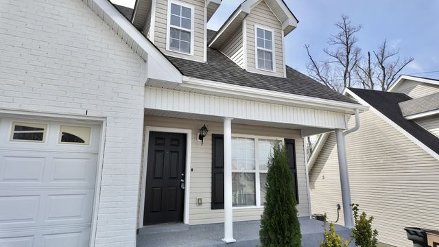 3301 Clapham Rd, Antioch, TN 37013