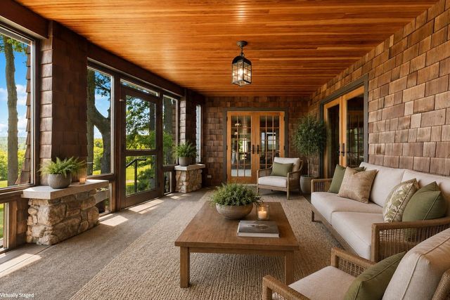 16 Heritage Drive, Sunapee, NH 03782