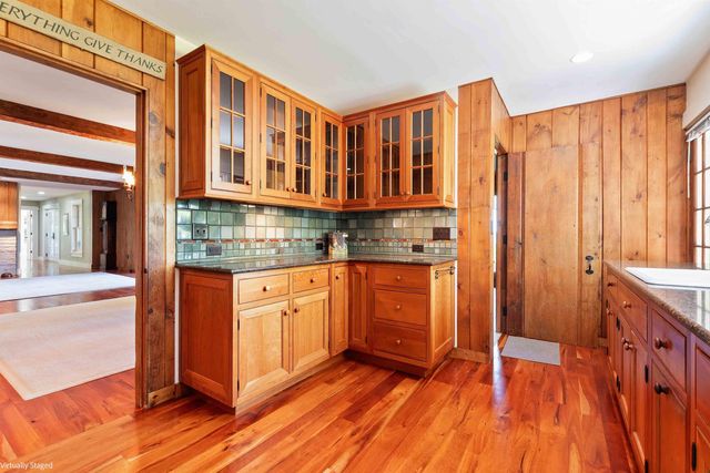 16 Heritage Drive, Sunapee, NH 03782