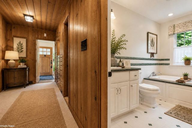 16 Heritage Drive, Sunapee, NH 03782