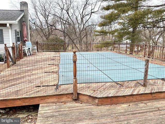 77 PARADISE LN, Ronks, PA 17572