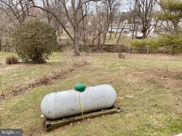 77 PARADISE LN, Ronks, PA 17572