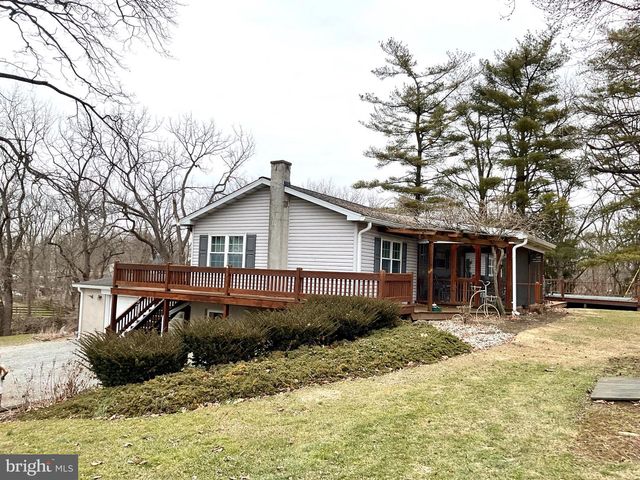 77 PARADISE LN, Ronks, PA 17572