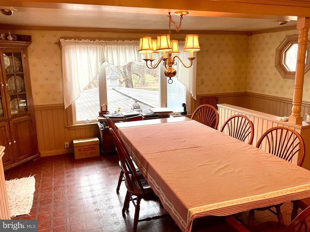 77 PARADISE LN, Ronks, PA 17572