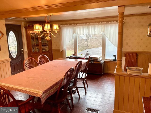 77 PARADISE LN, Ronks, PA 17572