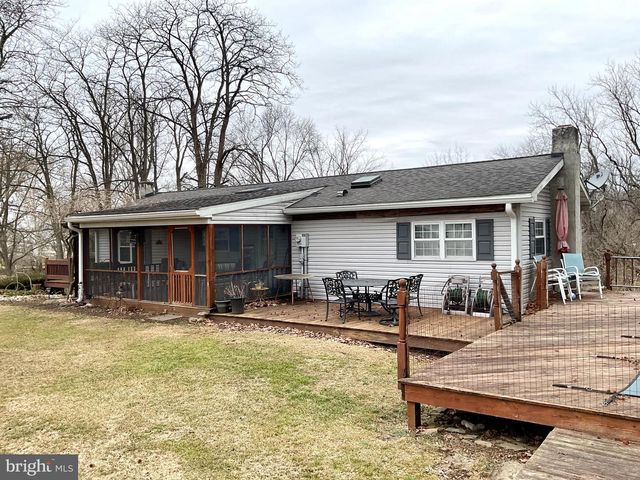 77 PARADISE LN, Ronks, PA 17572