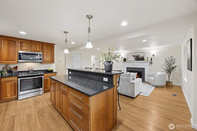 8814 274th Street E, Graham, WA 98338