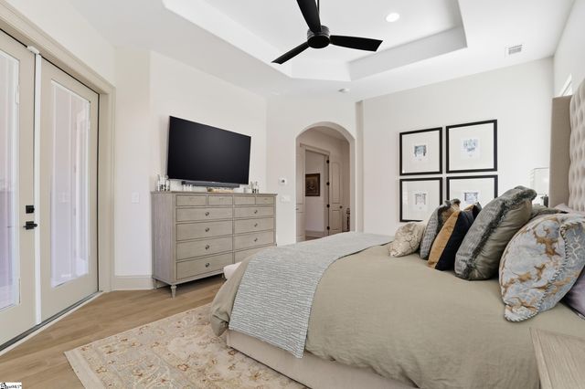 909 Pelham Road, Greenville, SC 29615