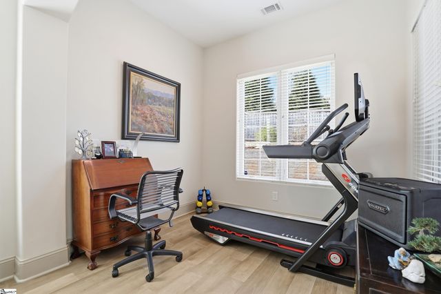 909 Pelham Road, Greenville, SC 29615