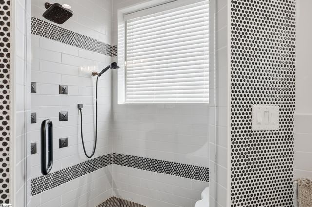 909 Pelham Road, Greenville, SC 29615