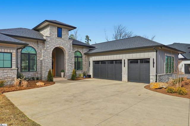 909 Pelham Road, Greenville, SC 29615