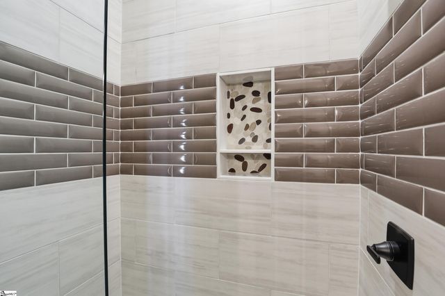 909 Pelham Road, Greenville, SC 29615