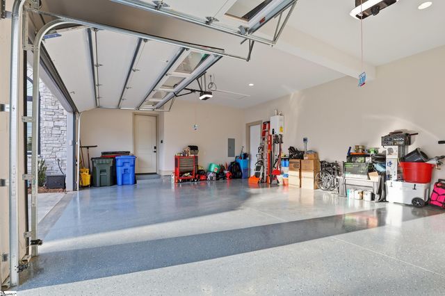 909 Pelham Road, Greenville, SC 29615