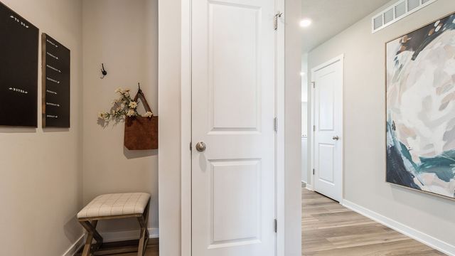 2885 Prairielight Drive, Hiawatha, IA 52233